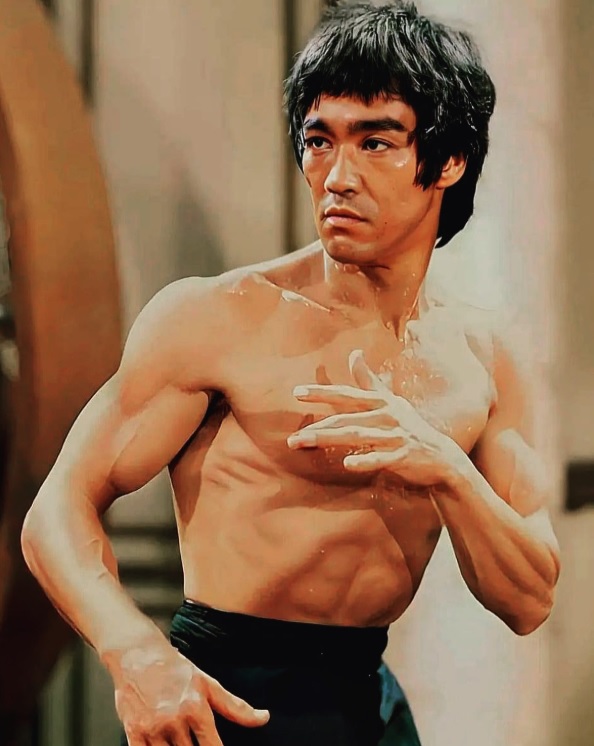 Egy nem tipikus Nyilas Aszcendens tulajdonosa: Bruce Lee